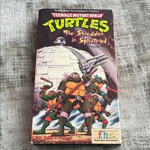 Teenage Mutant Ninja Turtles - The Shredder Is Splintered (VHS) f.h.e